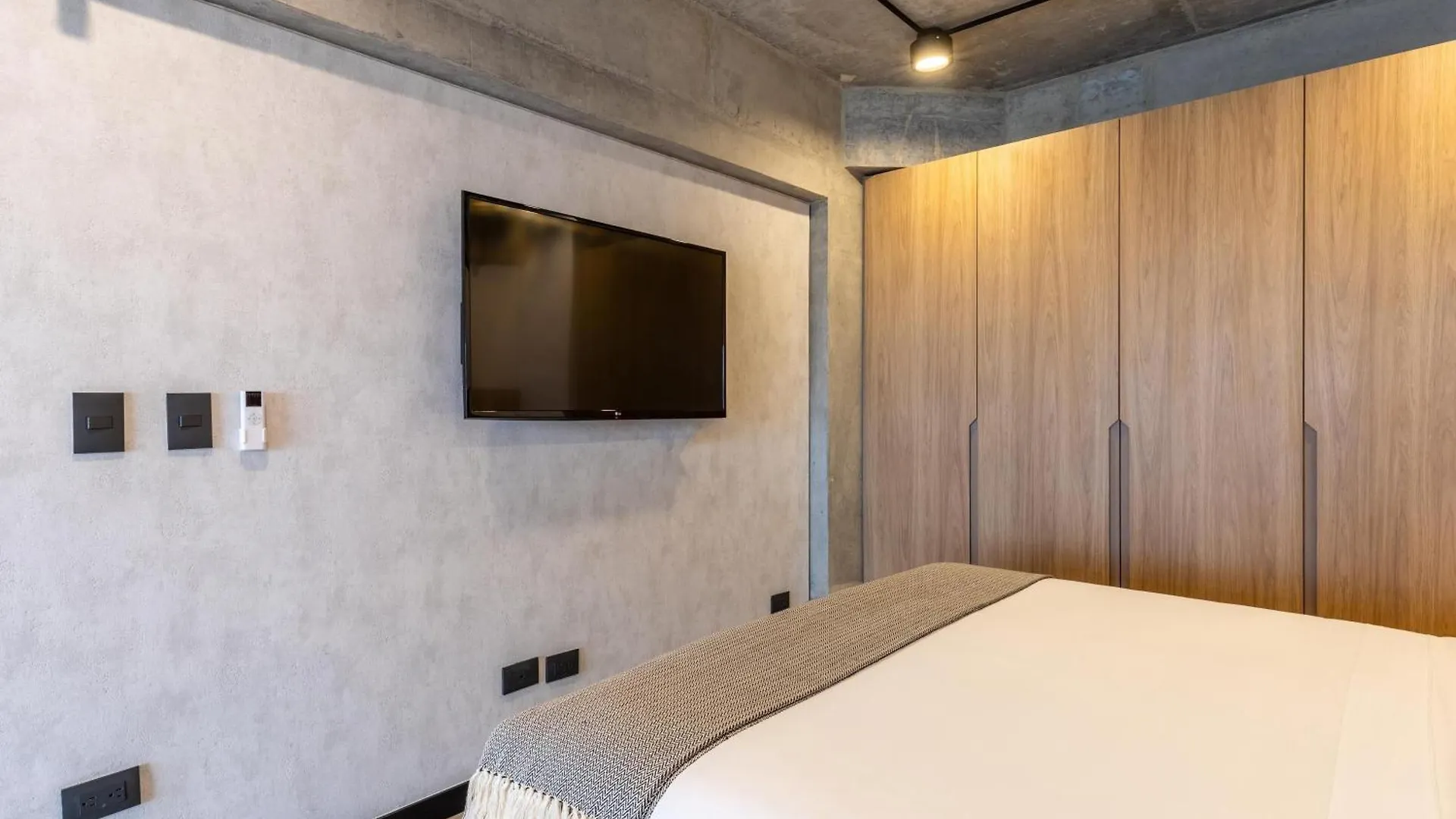 Modern Luxury Loft Near El Virrey Top Floor Bogotá